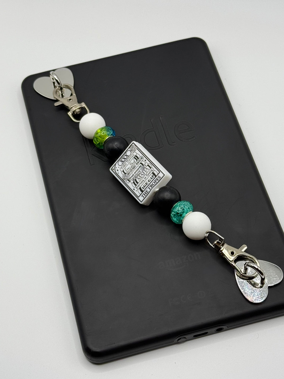 Interchangeable Kindle Strap-Book Tropes