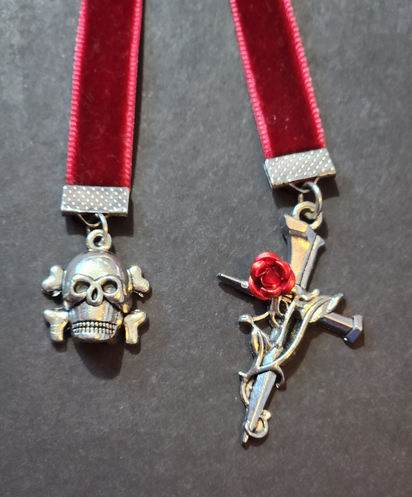 "Aed" Velvet Ribbon bookmark
